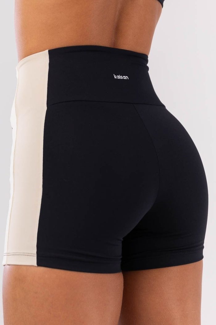 Short con Bandas Laterales (Negro / Beige / Off-White) - Imagen 3