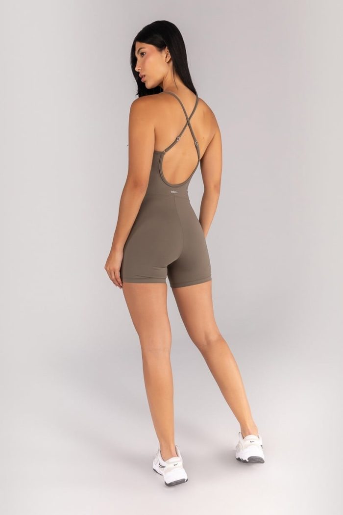 Enterizo sin Gancho con Tirantes Cruzados (Oliva - Imagen 4