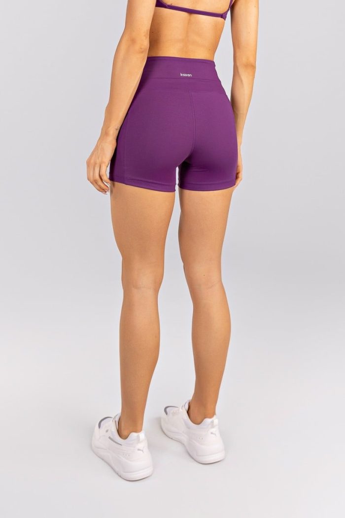 Short con bolsillos y recortes (Amatista) - Imagen 3