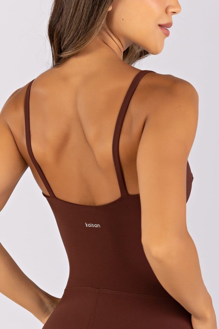 Enterizo con Escote Recto y Abertura Frontal (Café) - Imagen 4