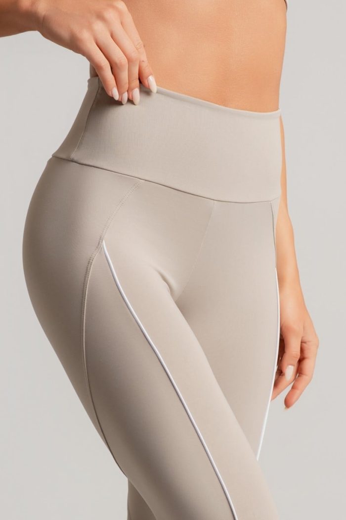Legging con Recorte y Ribete Contrastante (Duna / Blanco) - Imagen 4