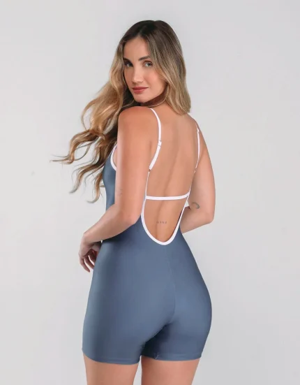 Enterizo Grafiti y Blanco